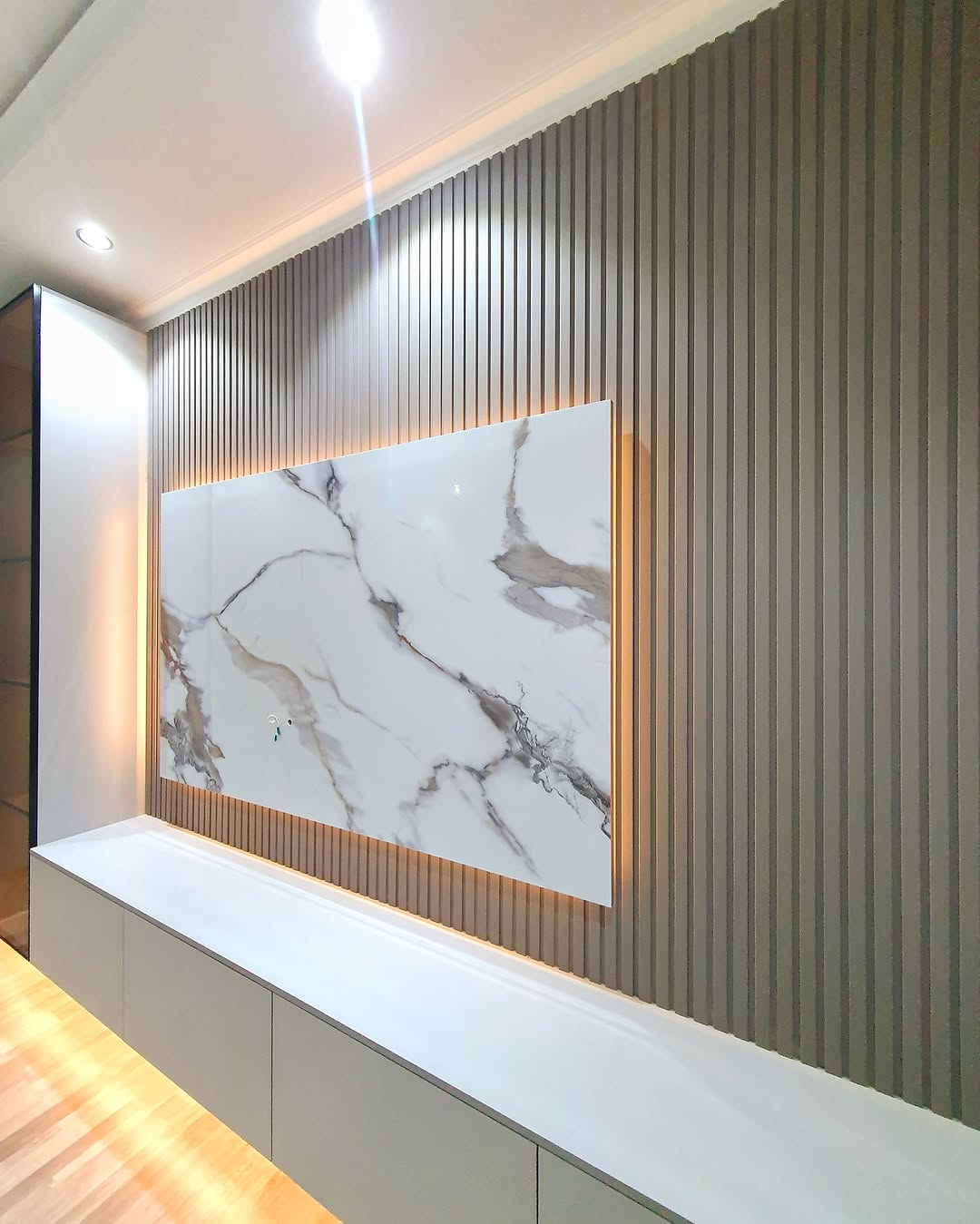 تكسيات خشبية داخلية للجدران - الرياض